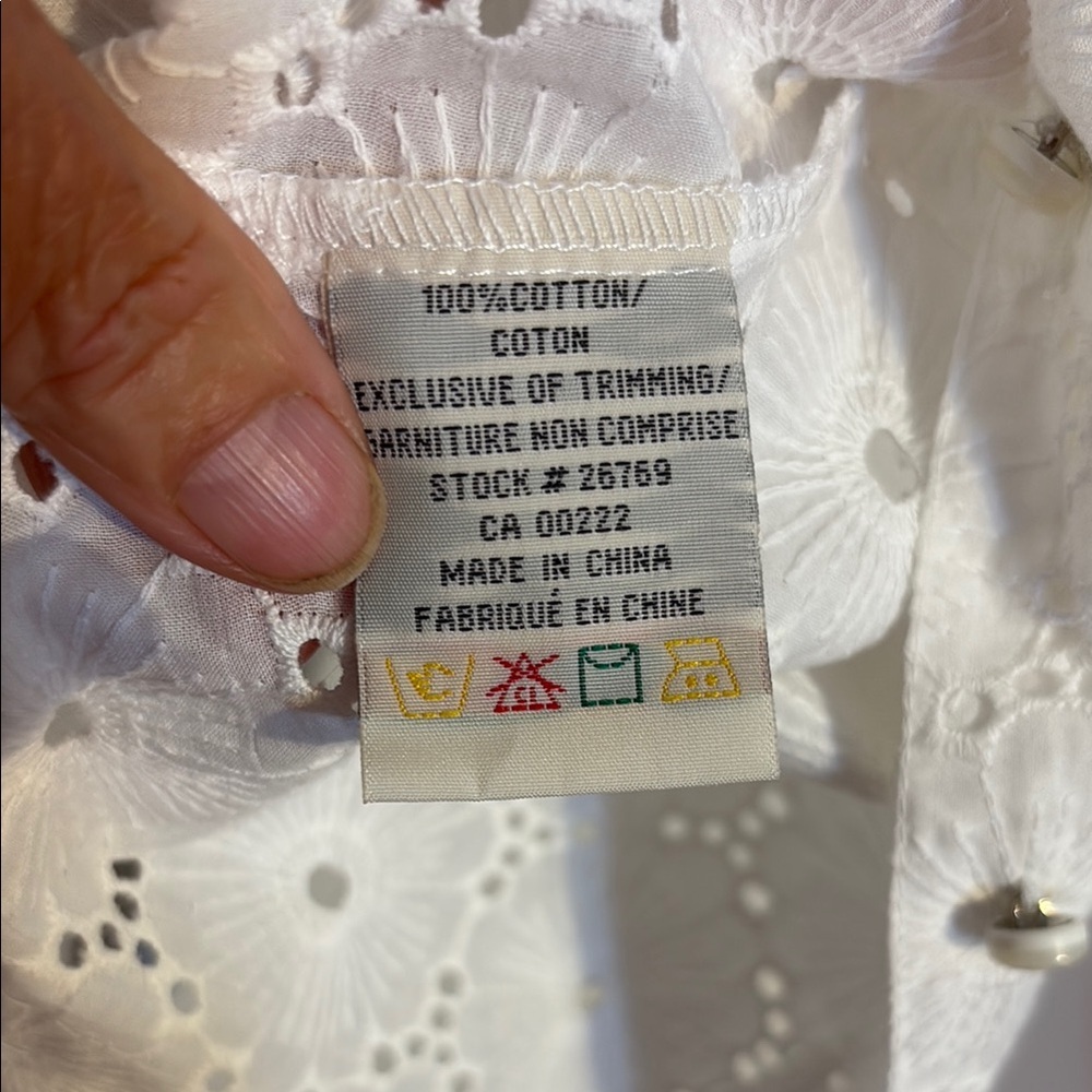White cotton eyelet Fitted 3/4 Sleeve Button Down Shirt Size 2 NWT - Picture 8 of 9